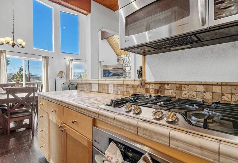 Black Diamond Chalet