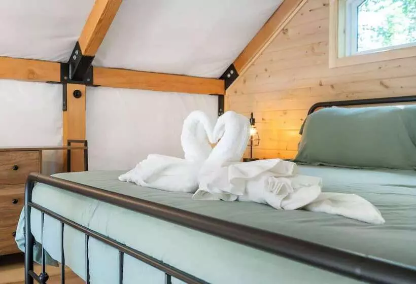 Cedar Creek   Glamping In The Ozarks!