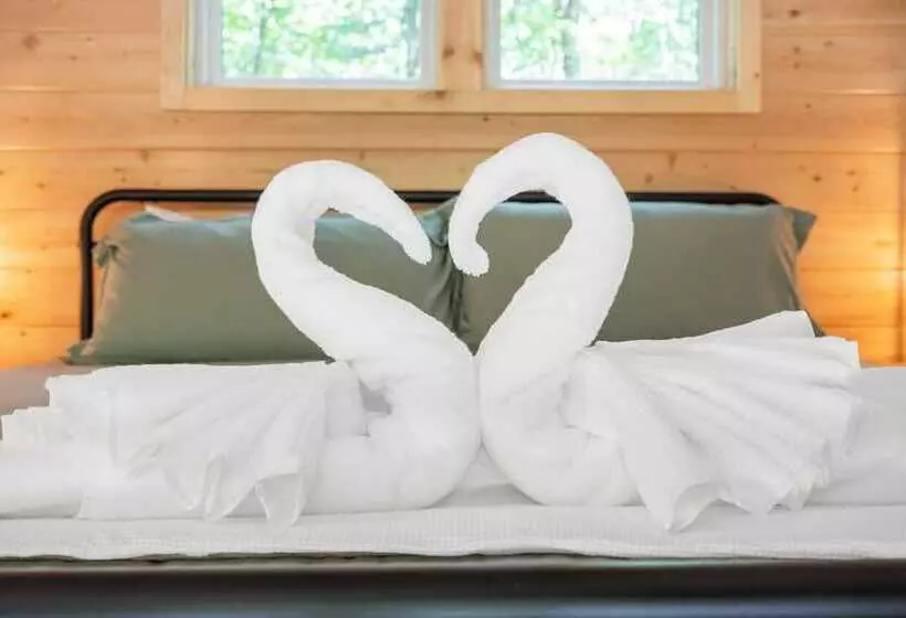 Cedar Creek   Glamping In The Ozarks!