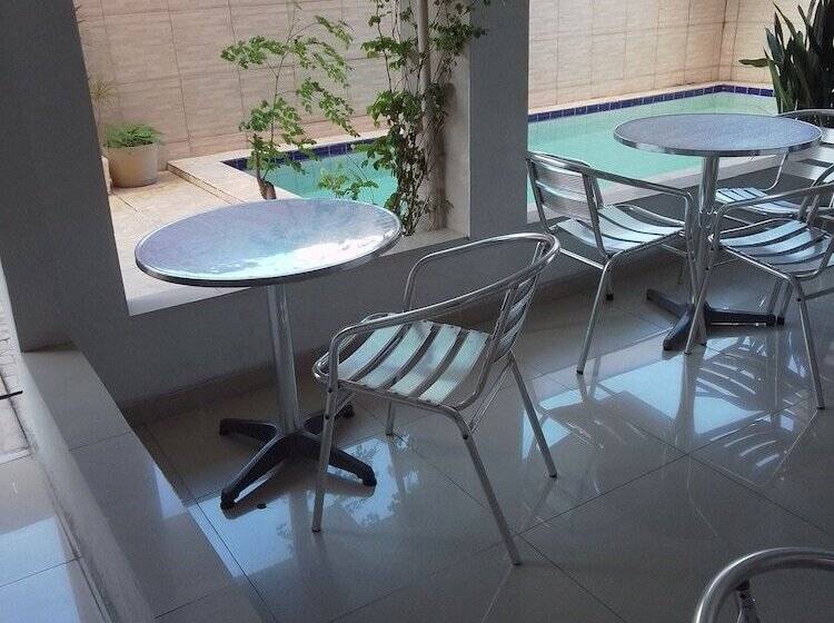 Escuna Hotel Pousada