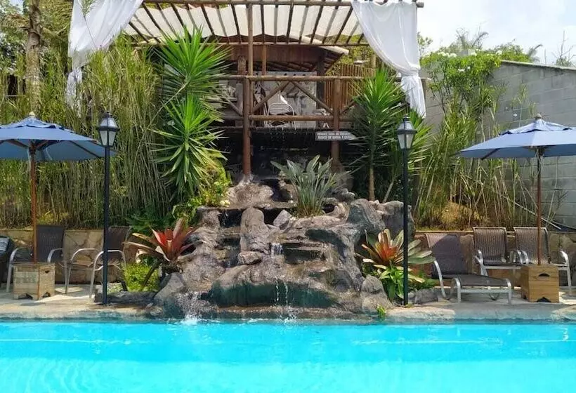 簡易ホテル Pousada Sitio Das Flores