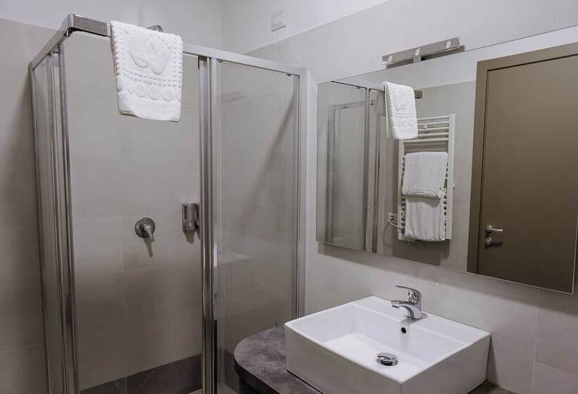 فندق فئة نجمة واحدة Queen