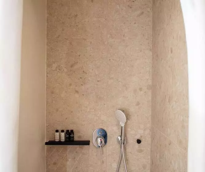 Hotelli Anais Of Naxos