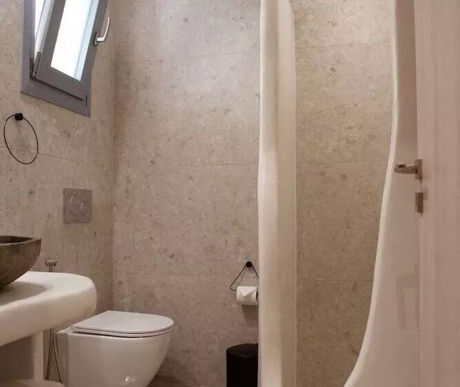 Hotelli Anais Of Naxos