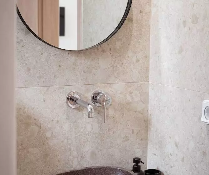 Hotelli Anais Of Naxos