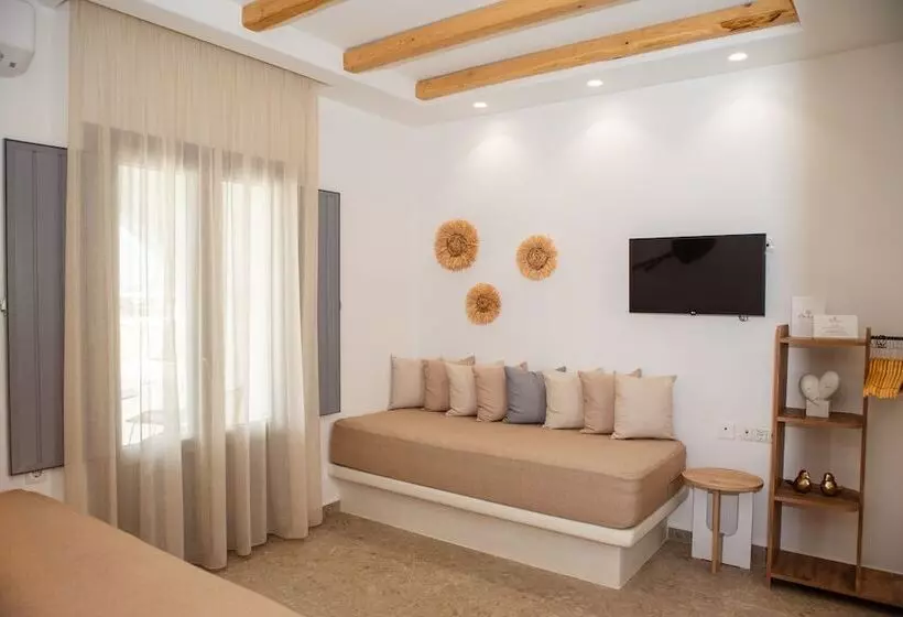 Hotelli Anais Of Naxos