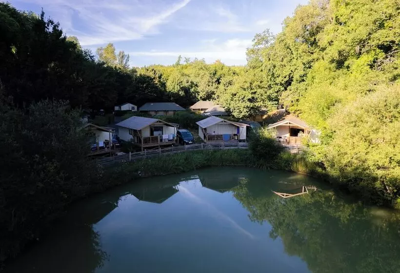 ホテル Camping La Bouquerie   Eden Villages