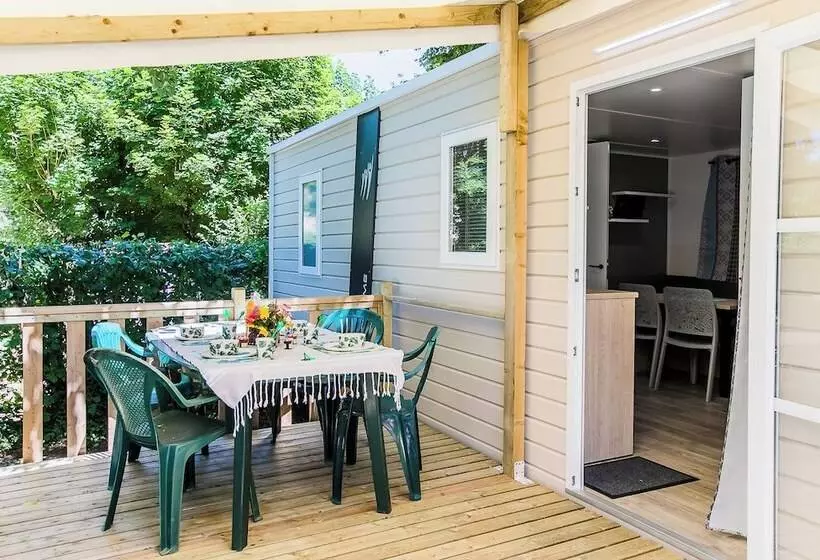 ホテル Camping La Bouquerie   Eden Villages