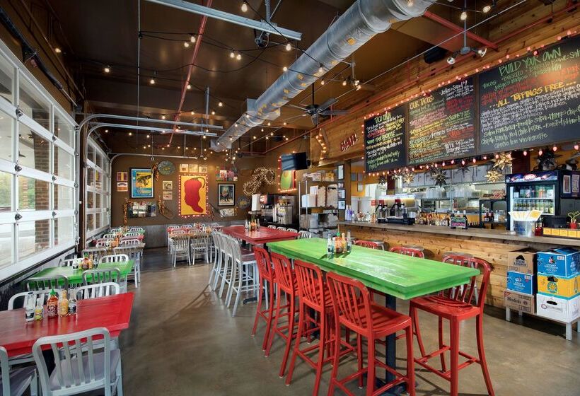 فندق Home2 Suites By Hilton Huntsville Village Of Providence