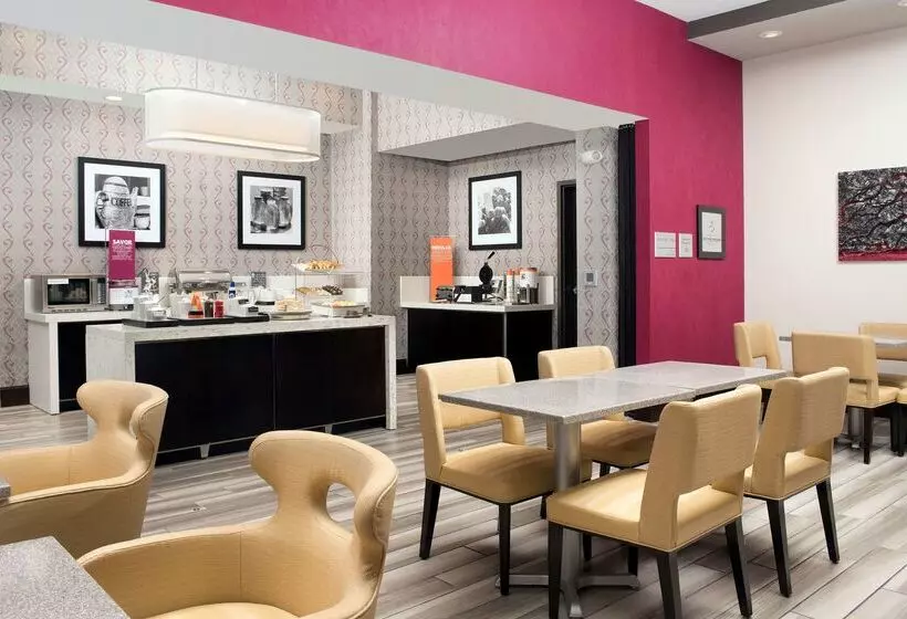 ホテル Home2 Suites By Hilton Huntsville Village Of Providence