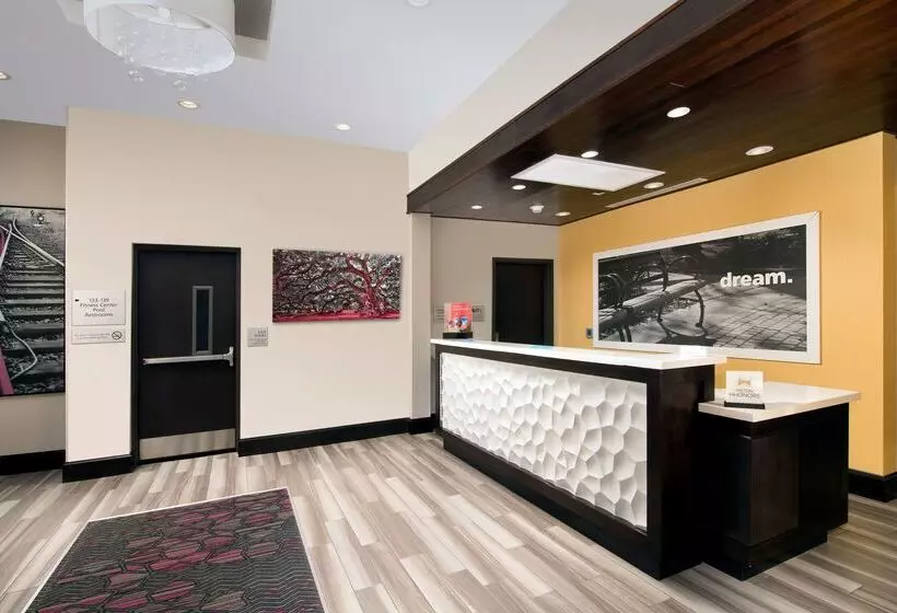 ホテル Home2 Suites By Hilton Huntsville Village Of Providence