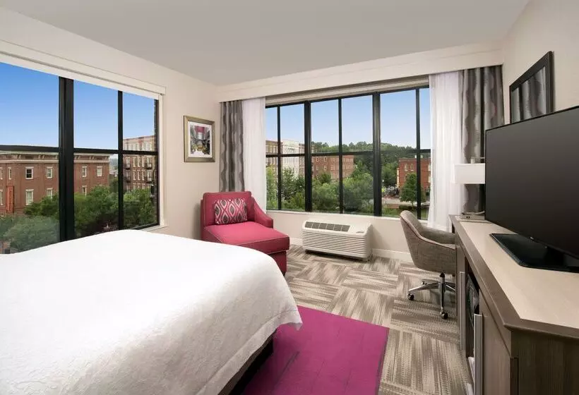 ホテル Home2 Suites By Hilton Huntsville Village Of Providence