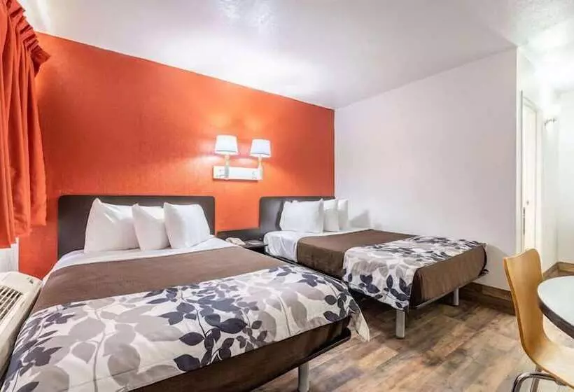 هتل Rodeo Inn