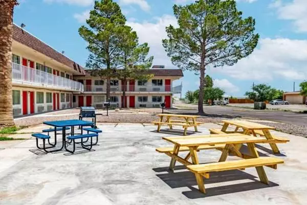 هتل Rodeo Inn