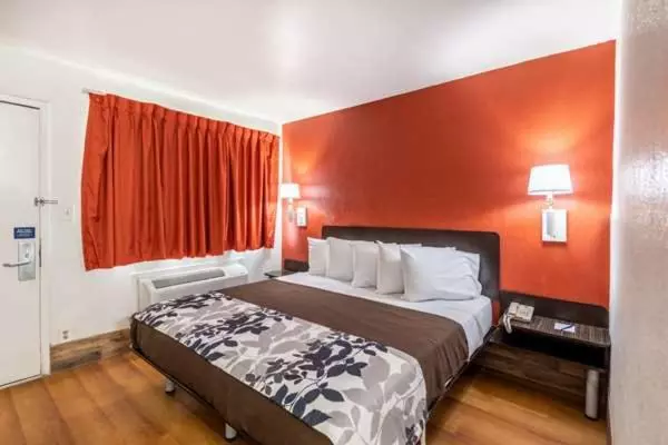 هتل Rodeo Inn