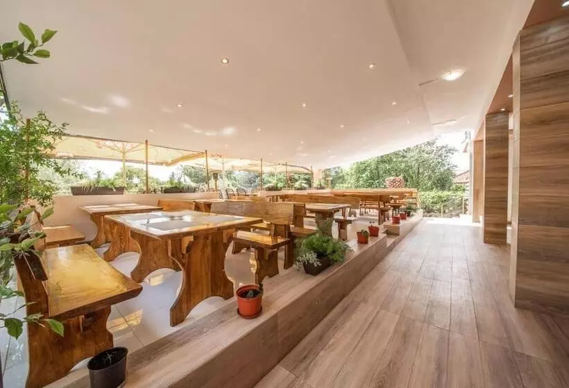 ホテル Ul. Dr. Franje Tuđmana 71