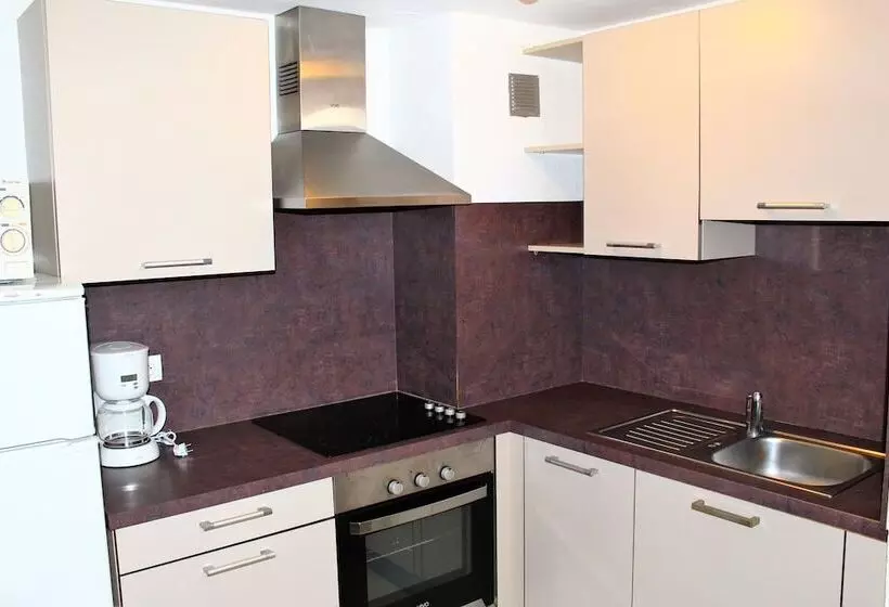 Hotelli Village Thalassa   Gîte En Rez De Jardin