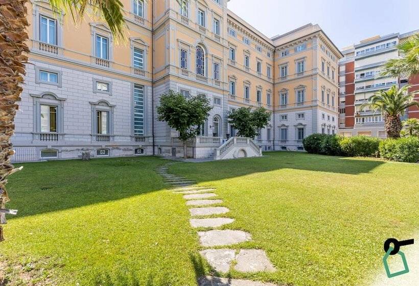 هتل Hotiday Room Collection Livorno Mascagni