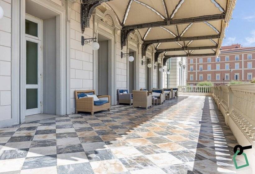 هتل Hotiday Room Collection Livorno Mascagni