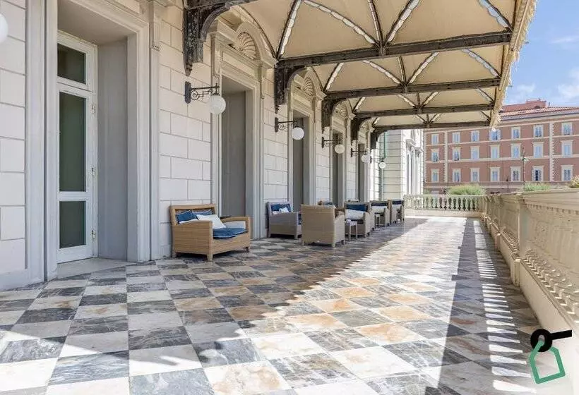 هتل Hotiday Room Collection   Livorno Mascagni