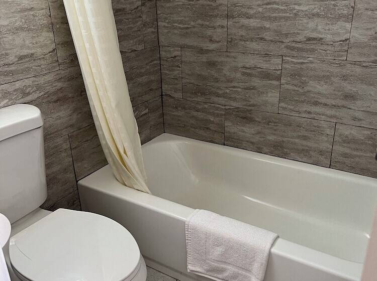 فندق على الطريق Ballinger Inn