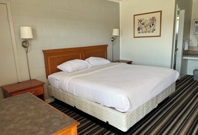 فندق على الطريق Ballinger Inn