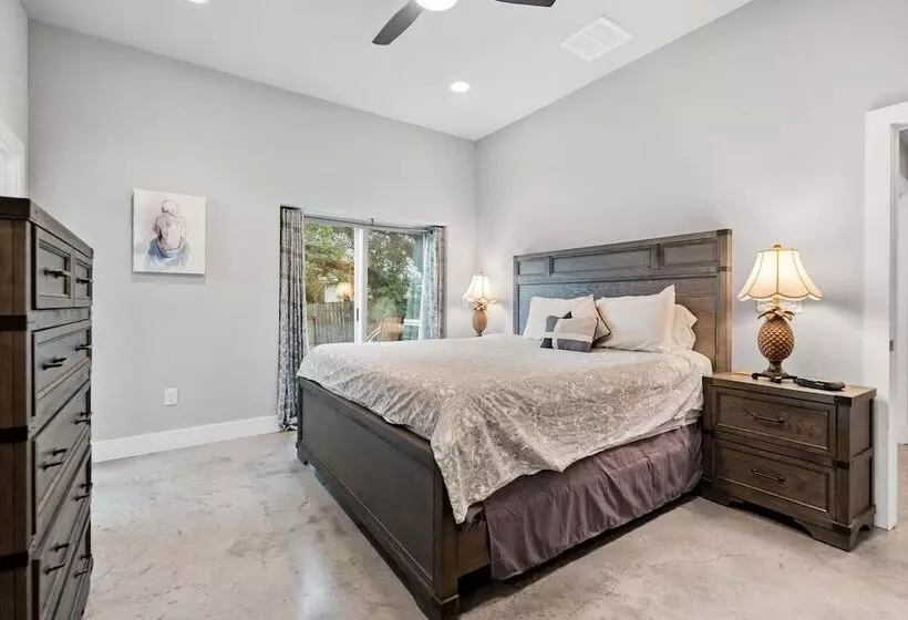 Peaceful Cottage W/ Grill Mins To Lake Travis