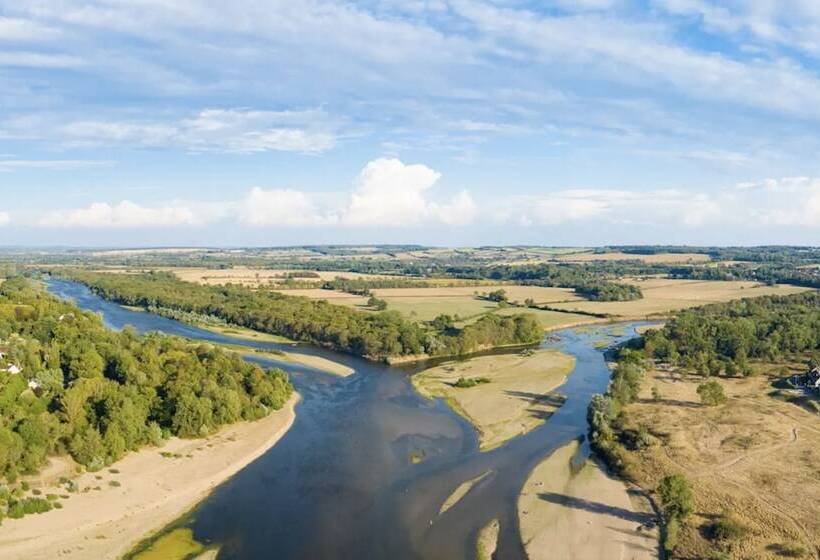 ペンション Château De Meauce
