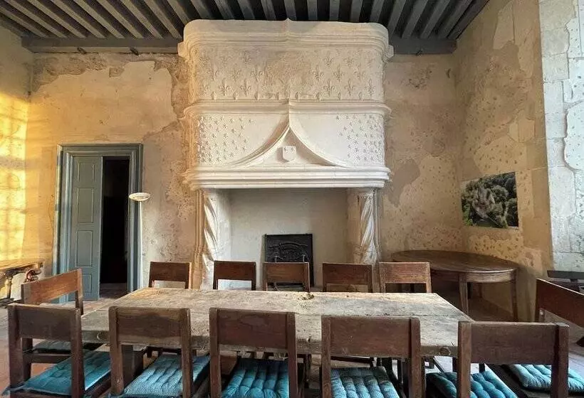 ペンション Château De Meauce