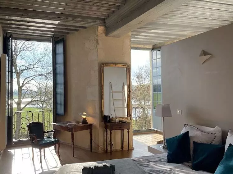 ペンション Château De Meauce