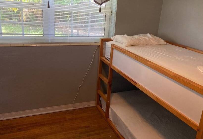 펜션 Eco Shared Gardenian