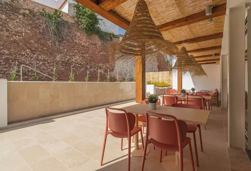 ペンション Silves History Guest House