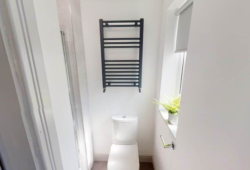 דירת נופש Stunning City Centre Uni Town House