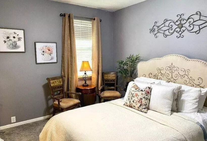 Wiley House Bed And Breakfast