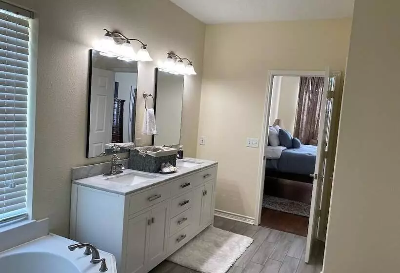 Wiley House Bed And Breakfast