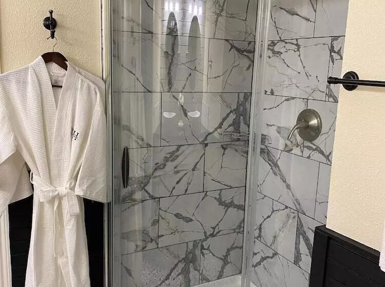 Wiley House Bed And Breakfast