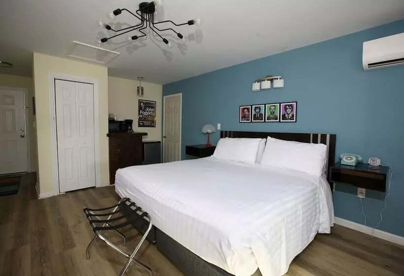 Boiling Spring Lakes Motel