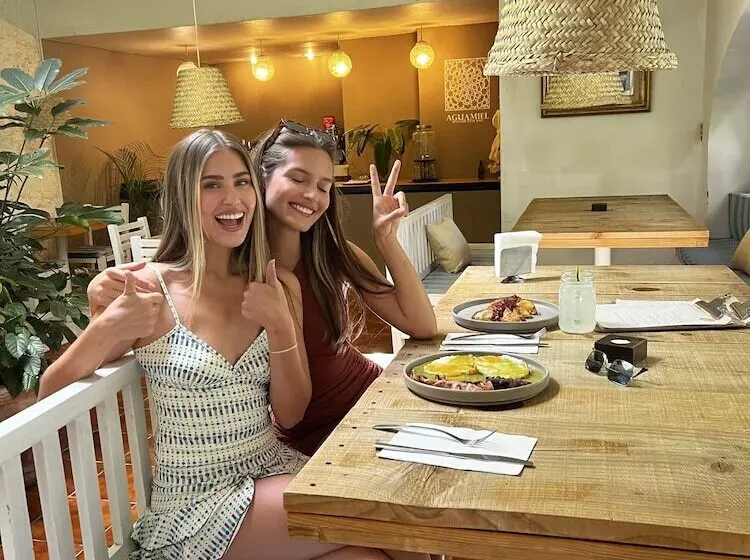 簡易ホテル Posada Colibrí