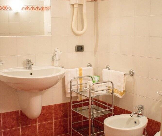 בית מלון כפרי Da Gin