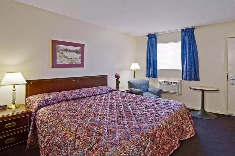 ホテル Americas Best Value Inn Arkansas City
