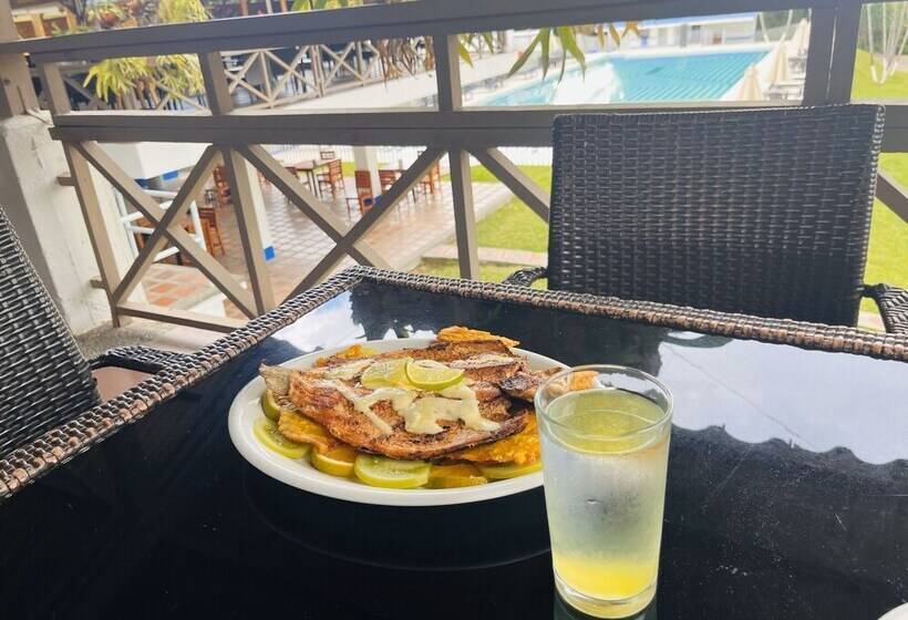 هتل Campestre Villa Mónaco