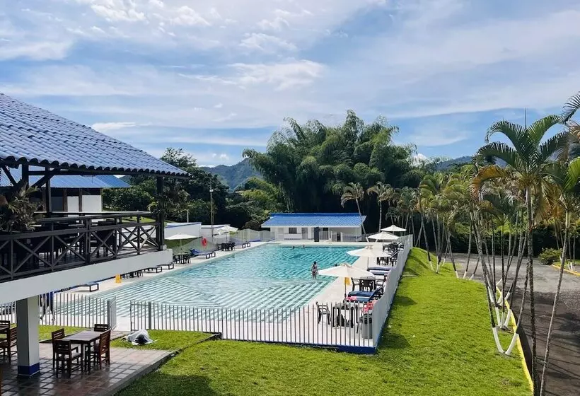 ホテル Campestre Villa Mónaco