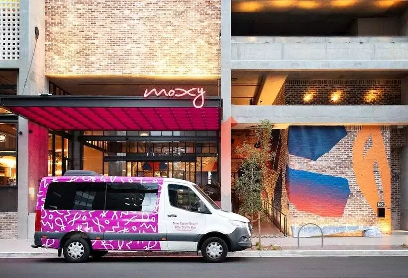 ホテル Moxy Sydney Airport