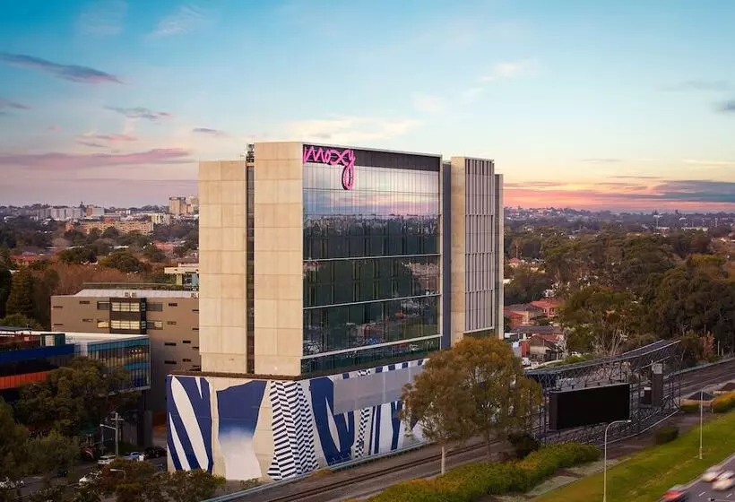 ホテル Moxy Sydney Airport