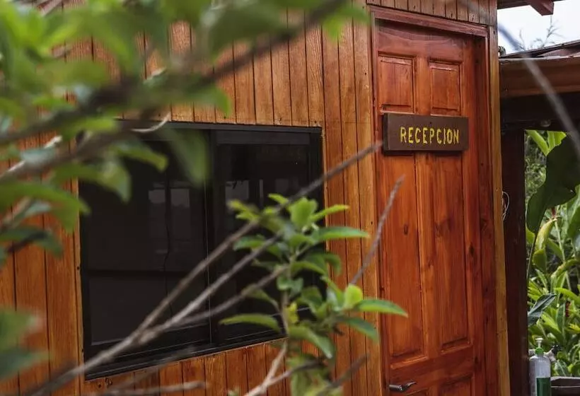 Hotelli Pacuare Mountain Lodge