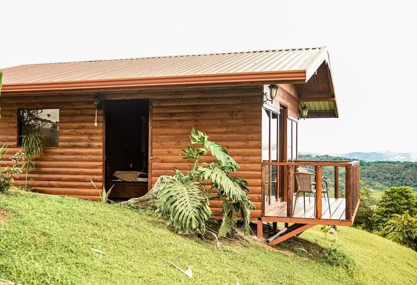 Hotelli Pacuare Mountain Lodge