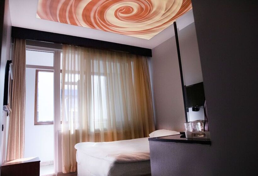 ホテル Park çağlayan