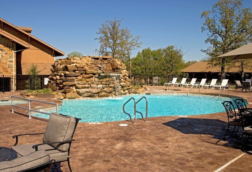 فندق Postoak Lodge And Retreat