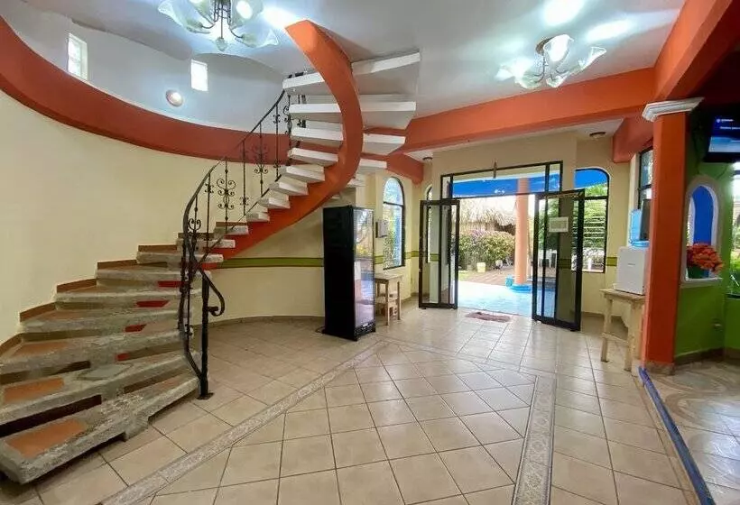 Hotelli Real Del Quijote