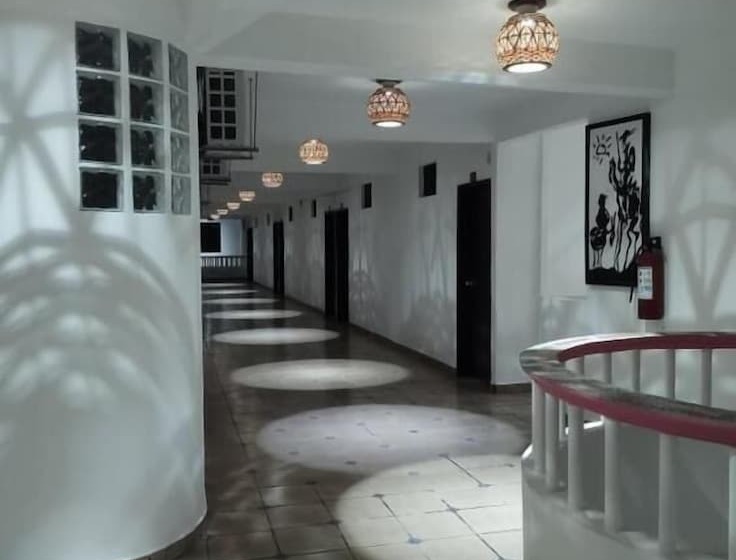 Otel Real Del Quijote